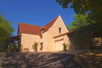 Superbe Villa de prestige, Dordogne, au cœur du Périgord Noir, piscine chauffée.