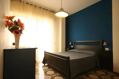 Image de Romantique et confortable appartement de deux pièces - Casetta bedda, Les maisons de Lulu