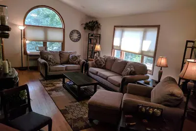 Image de Accès facile à Asheville, Greenville et la rivière verte!