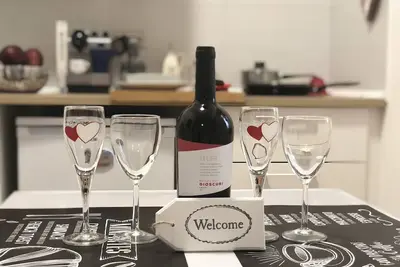 Image de Maison individuelle entièrement rénovée près du métro