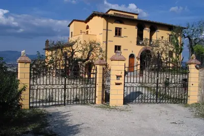Image de Appartement Tramontana dans la ferme de vacances dans les collines avec une vue magnifique sur Florence!