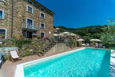 Image de Appartement au premier étage avec un coin salon privé et une vue magnifique