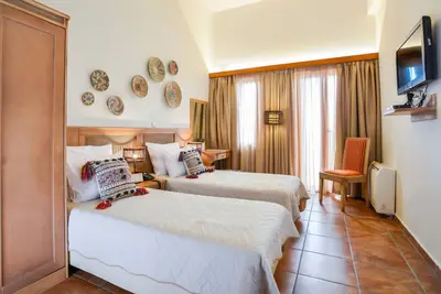 Image de Chambre Double Deluxe / Varos Village Hotel