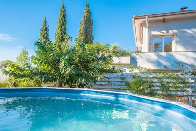 Image de Le Pin -  Charmant T2 - terrasse & piscine proche mer Boulouris Saint Raphaël