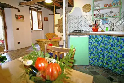 Image de Maison caractéristique dans le centre historique de Belmonte Calabro, Nature et Culture