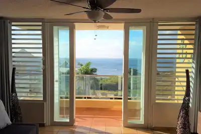 Image de Costa del Mar 2 chambres / 2 salles de bains, condo avec vue imprenable sur l'océan