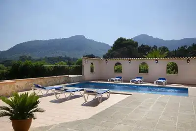 Image de Maison de vacances avec 2 chambres, max. 4 personnes, piscine privée, belle vue