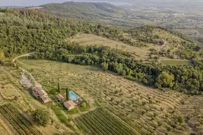 Image de Agriturismo Henni Cortona avec sauna et jacuzzi, vue panoramique