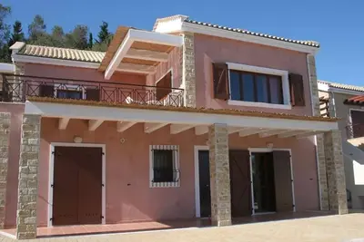 Image de Villa partagée 3 chambres avec piscine et vue sur la mer