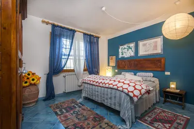 Image de Appartement de maître pour ceux qui aiment le grand air et le confort.