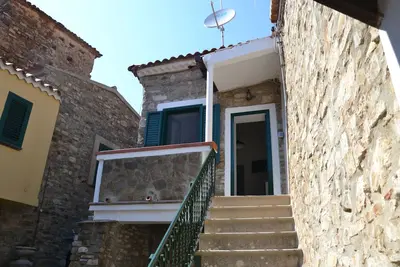 Image de Maison rénovée située dans le centre historique de Montecorice