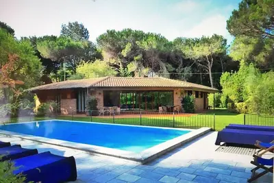 Image de Charmante villa, piscine privée et jardin, sur la côte toscane