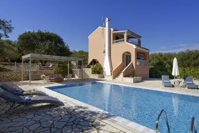 Image de Dimitris Villa de luxe avec piscine privée et vue sur la mer