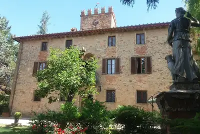 Image de Villa de charme panoramique, wi-fi, cours de cuisine, mariages