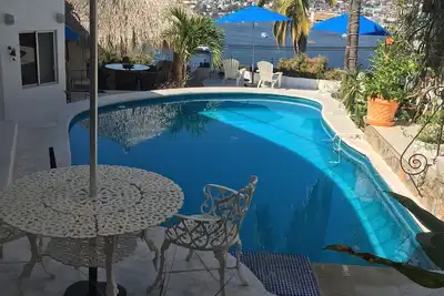 Image de Casa Giovanna Acapulco Caleta - Maison d'hôtes de luxe avec des vues spectaculaires sur l'océan!