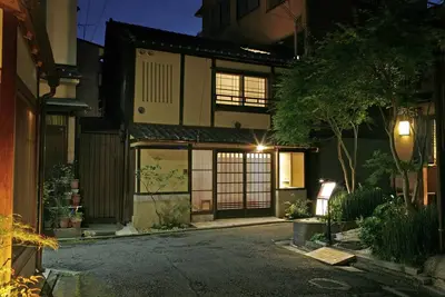 Image de Best Gion Location, Location 100% Legale, Maison Traditionnelle Remodelee Elegant