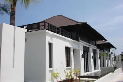 Image de 3br de luxe avec accès direct à la plage privée