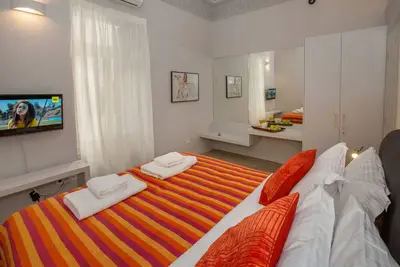 Sophisticated Apartment in Syntagma by Ghh