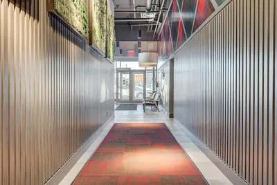 Image de Nouveau et moderne 1 chambre 1 salle de bain avec balcon - Proche du centre-ville