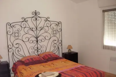 Image de Maisonnette 2/4 pers tout confort, terrasse et Wifi, proche plages Royan. Ancv