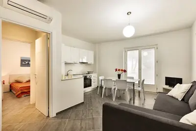 Image de ۞ App. \"Baia Di Orte\" ۞ - Bel Appartement Deux Pieces moderne et spacieux