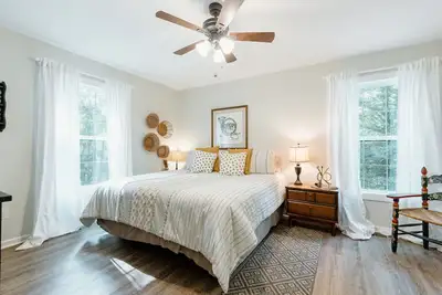 Image de Living Water Retreats # 3 - Nouvelle retraite de ferme confortable 2 mi. à Tiec