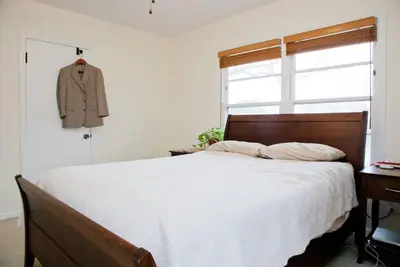 Image de Central Austin Home disponible pour juin, juillet, août et septembre