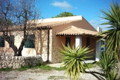 Image de Villa dans un quartier calme non loin de la mer