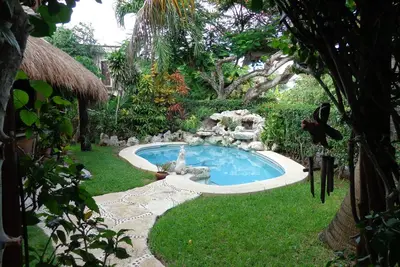 Image de étapes romantiques & Bungalow de Charme style forment la mer