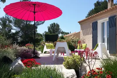 Image de Charmante villa moderne et climatisée pour 6 personnes.