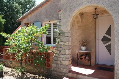 Image de Villa provençale à 1 km des plages, proximité des commerces, animaux bienvenus