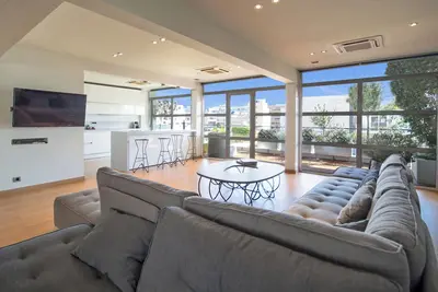 Image de Hidesign Athènes Art Loft Penthouse avec vue sur l'Acropole