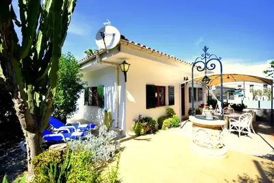 Image de Maison de vacances à Can Picafort dans un emplacement central, à 300 mètres du port, 500m de la plage