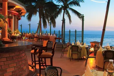 Image de Luxueux condo OceanFront 2 chambres Villa Del Palmar Flamingos Resort