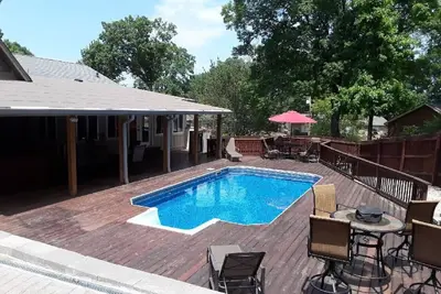 Image de Ultra Nashville Super Spot ★ Piscine Et Baignoire