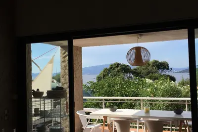 Image de Maison de  bord de mer à  5 minutes  à pied de la plage d'argent