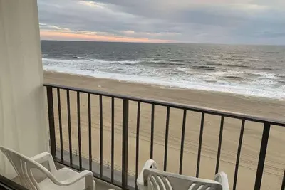 Image de Virginia Beach Oceanfront Condo