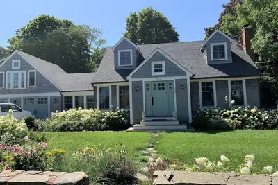 Image de Shoreby Hill - Cape spacieuse récemment rénovée