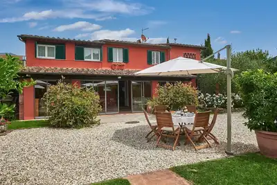 Casa Rocchi, Capannori, Lucca and Viareggio