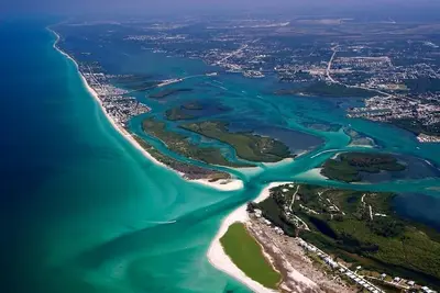 Image de 2 Br / 2 Ba 1er étage Condo au bord de la piscine à Englewood / Manasota Key Fl