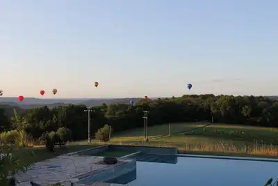 Image de Holiday home 15 km from Sarlat, quiet, beautiful panorama, well located