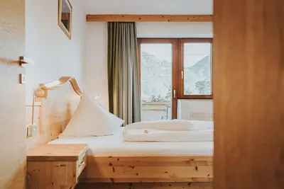 Image de Suite familiale, douche ou baignoire, Wc - Empl, maison de campagne et appartement