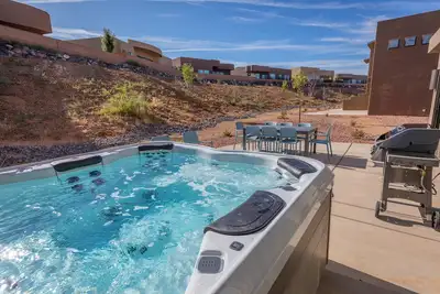 Image de Retraite au bord de la falaise au club de golf de Ledges * Services et installations du complexe inclus!