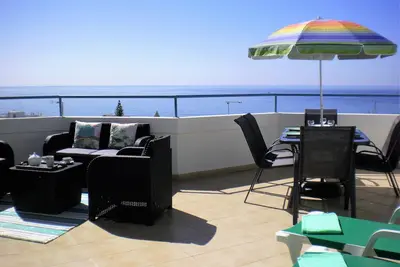 Image de Top Vista Mar Luz oceanfront penthouse for 1-6 with panoramic seaview & terrace