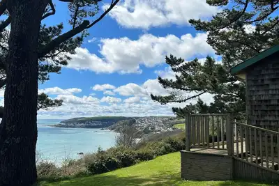 Image de Windwhistle, coastal views of Looe Bay & cliffs