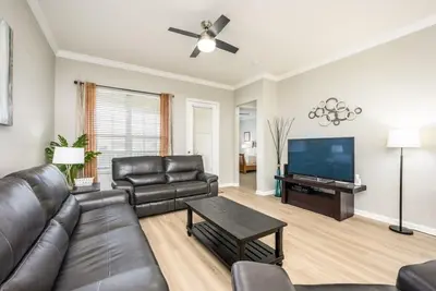 Image de Nouvelle Listing 3 Bed 2 Bath Premium l 2007