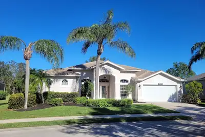 Image de Estero, Floride - Belle maison de 5 chambres à Stoneybrook
