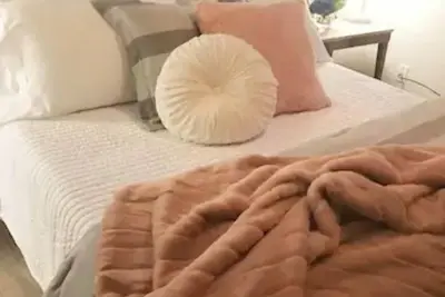 Image de Bright & Cosy Suite 1 Chambre près de D / T Olympia.