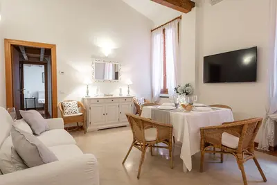 Image de Paglia Tre, appartement de 2 chambres dans le centre de Bologne