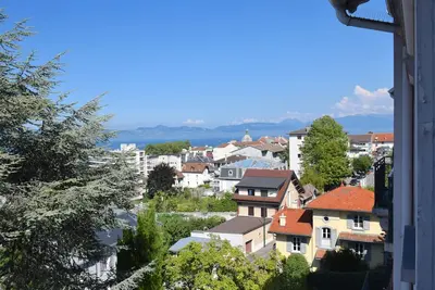 Image de Spacieux appartement à Évian-les-Bains avec balcon et garage